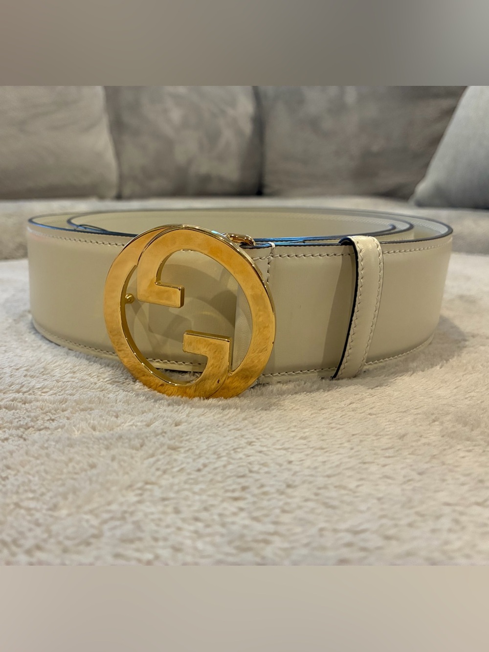 Gucci Cream Leather Belt with Gold Logo Buckle